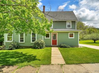 13 Prospect St, Cuba, NY 14727