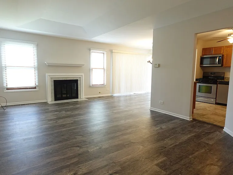 231 University Ln #D — Photo 5