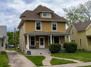 714 Iowa Ave, Iowa City, IA 52240