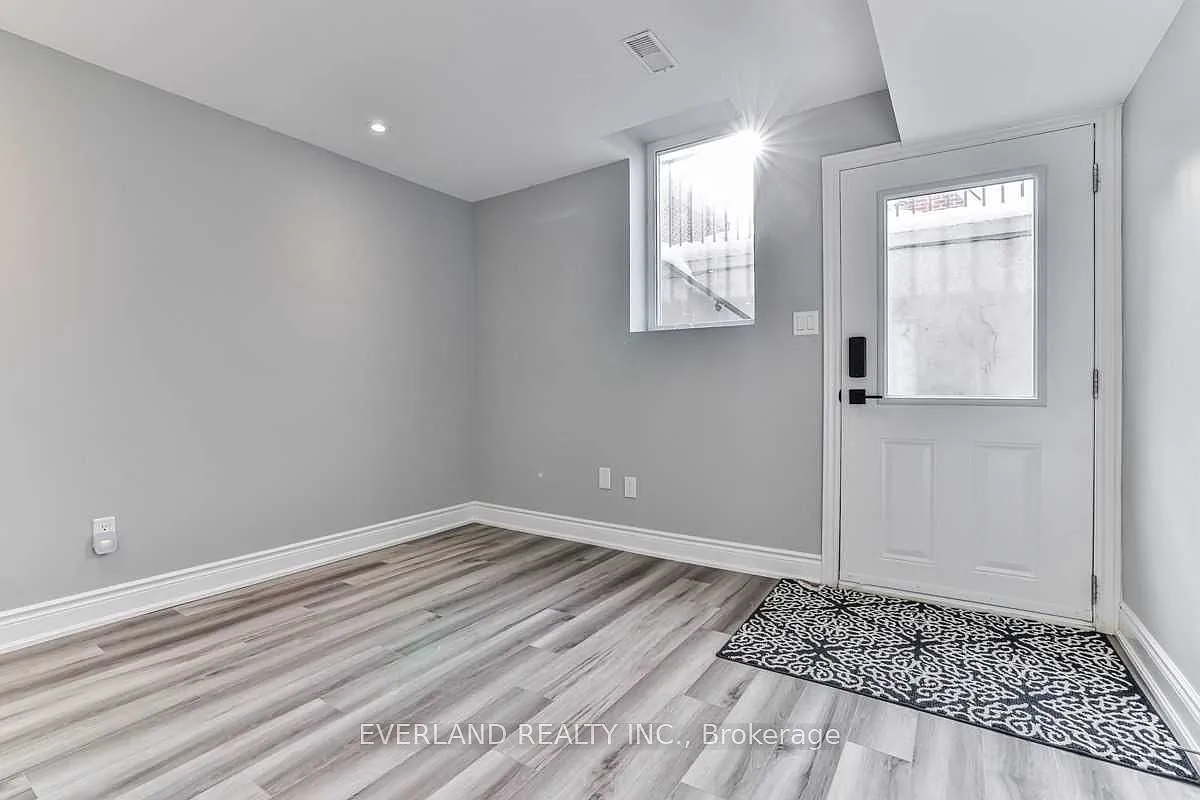 1 bed, $1,650 — Photo 2
