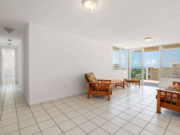 4th image of Cond Costa Esmeralda Edificio Z Apto #101