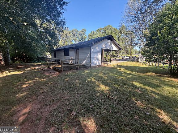 2nd image of 9182 Bent Pine Ct NE