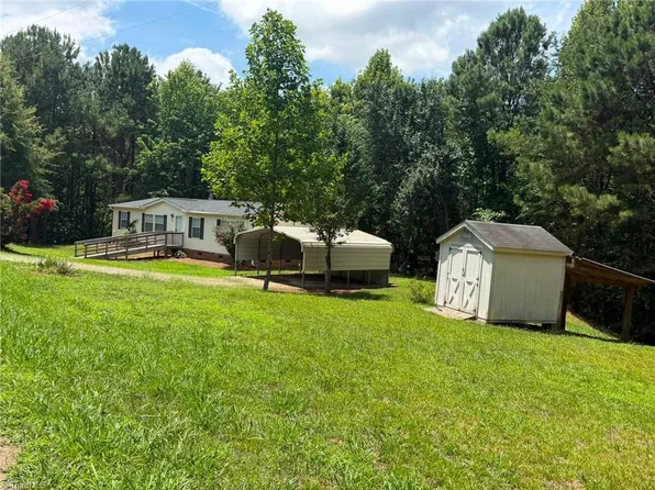 1042 Wells Creek Rd, Madison, NC 27025