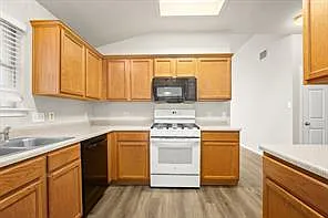 1609 Hueco Mountain Rd — Photo 3