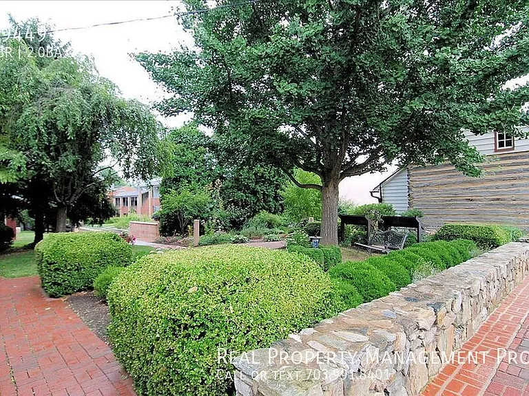 19449 Promenade Dr — Photo 41