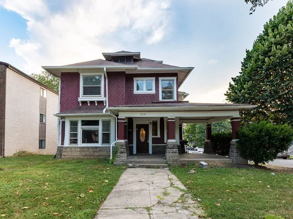 1689 Summit St, Columbus, OH 43201