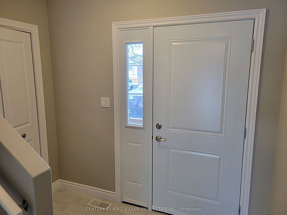 4th image of 8 Rabbit Rd