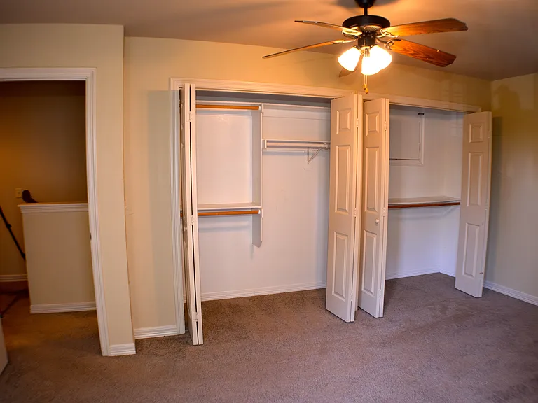 1772 N Chestnut Ave — Photo 15