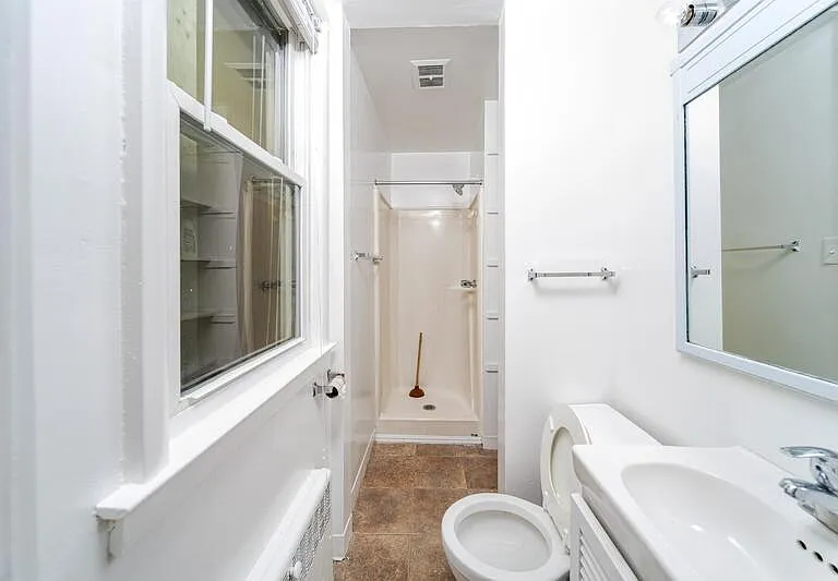 504 Morris St #1 — Photo 5