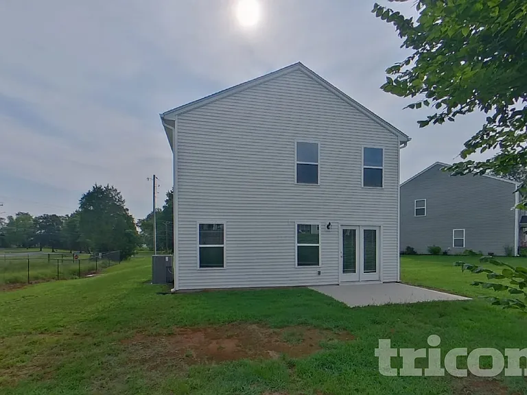 139 McMakin Dr — Photo 15