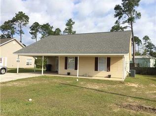 206 Hibiscus St, Waveland, MS 39576