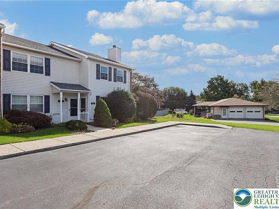 3rd image of 110 Drift Ct #B