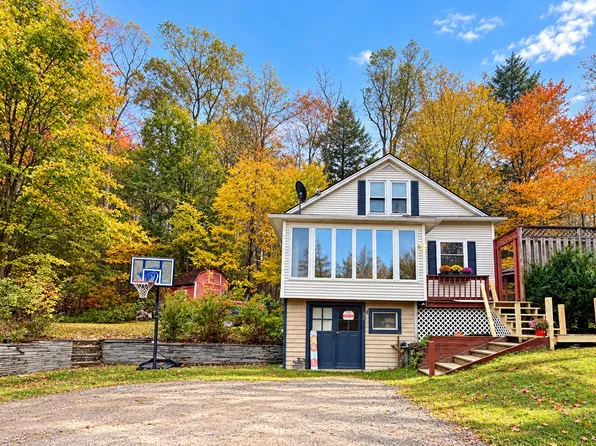 39 Miller Heights Rd, Roscoe, NY 12776