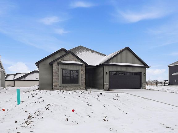 3rd image of 1334 Arthur Heights Dr