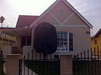 1st image of 1520 W 80th St