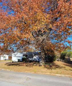 908 E 11th St, Claremore, OK, 74017