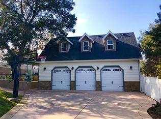 570 Twin Country Ln, Fallbrook, CA 92028