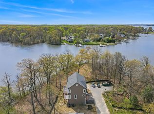 829 Cedar Ave, Essex, MD 21221