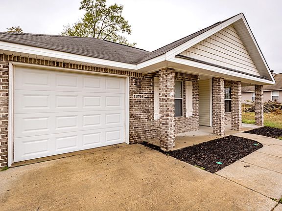 3rd image of 13716 Churchwood Dr