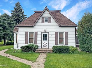 125 Platt Ave NE, Sykeston, ND 58486