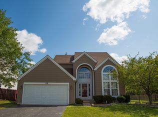 129 Rushmore Dr, Bartlett, IL 60103