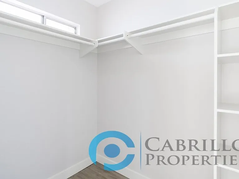 4776 Bancroft St — Photo 16