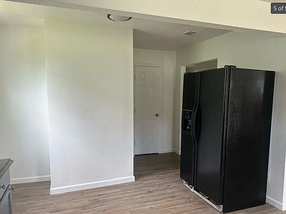 5th image of 3535 Mission Dr