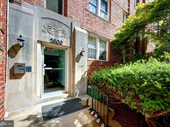 2800 Devonshire Pl NW APT 301, Washington, DC 20008