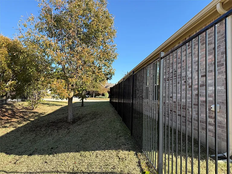 8089 Rabbit Dr — Photo 7
