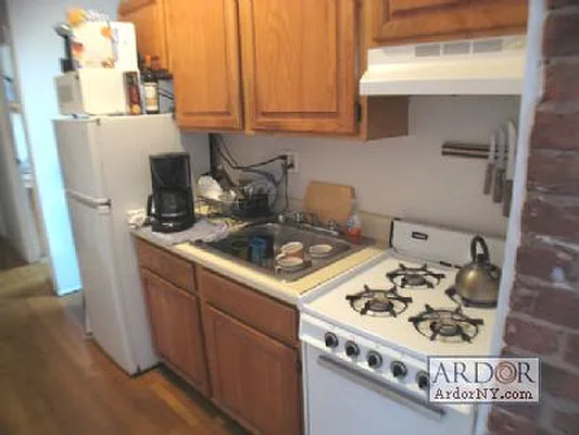 Rented by ArdorNY | media 13