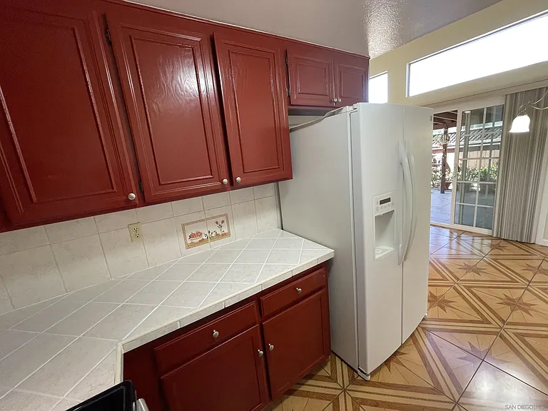 7055 Appian Dr #B — Photo 9