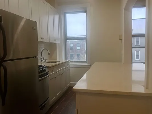 Rented by Station Cities | media 17