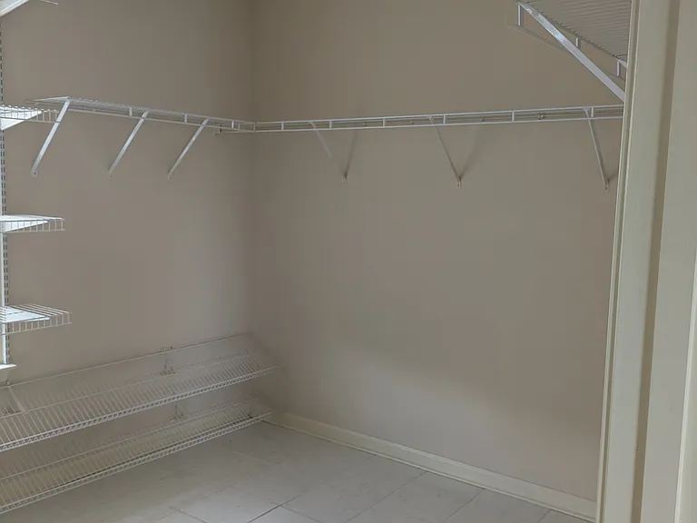 108 Blue Spruce Dr — Photo 22