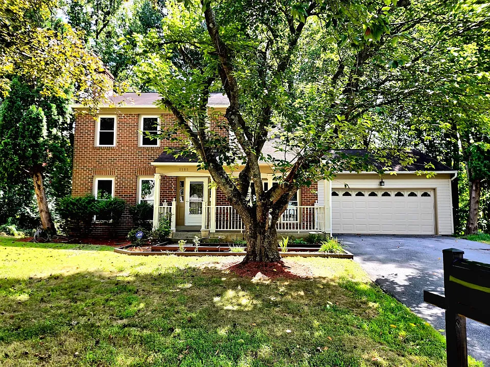 2205 Blue Valley Dr