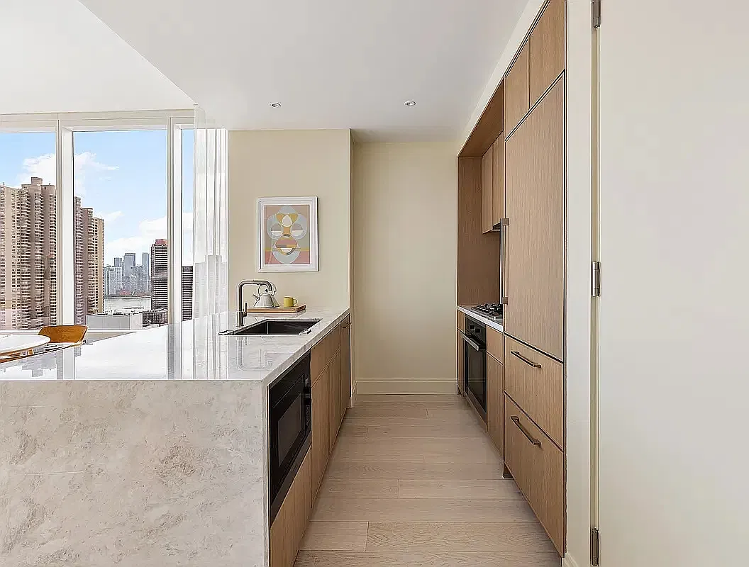 501 3rd Avenue — Photo 3