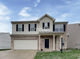 8038 Twin Rivers Dr, Indianapolis, IN 46239