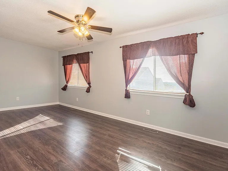 39 Staffordshire Commons Dr #39 — Photo 33
