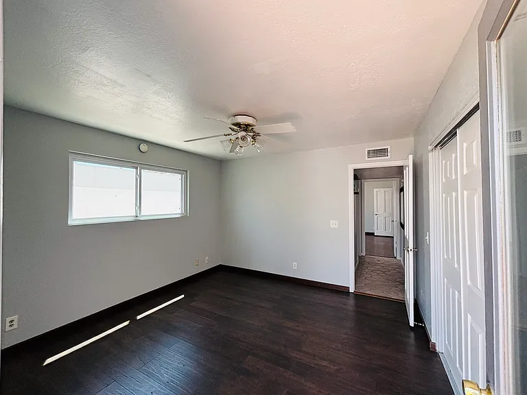 E Alameda Dr — Photo 16