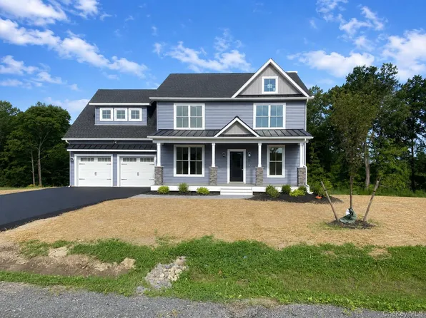 71 Lotus Drive, Slate Hill, NY 10973
