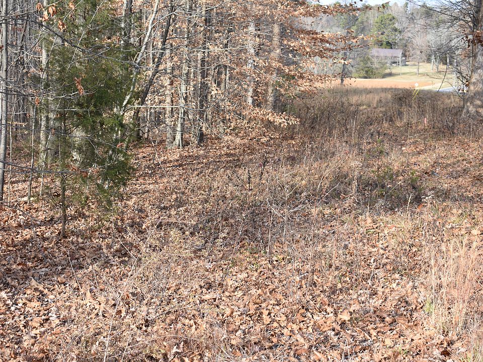 2nd image of 855 Southwood Dr