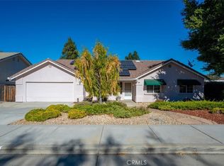 915 Sleepy Hollow Rd, Paso Robles, CA 93446