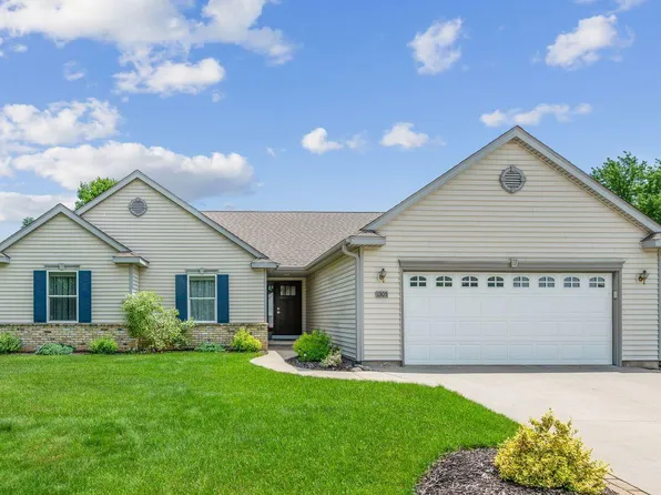 1305 Lee AVENUE, West Bend, WI 53090