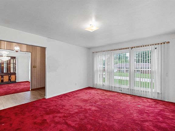 4th image of 3955 Marietta Dr