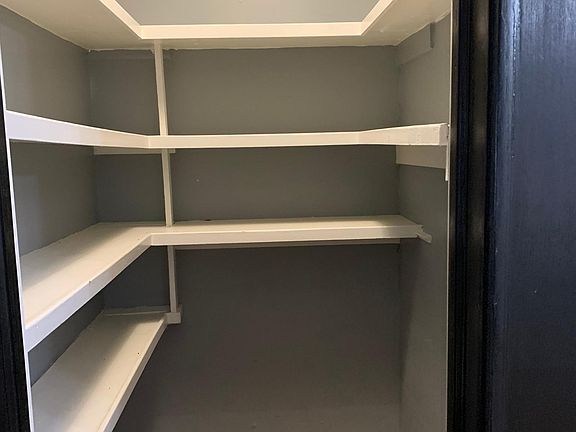 5th image of 5305 S Spaulding Ave Floor 1