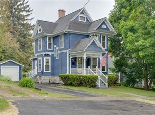 44 Elm St, Warsaw, NY 14569