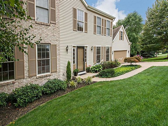 3rd image of 1378 Woodcreek Trl
