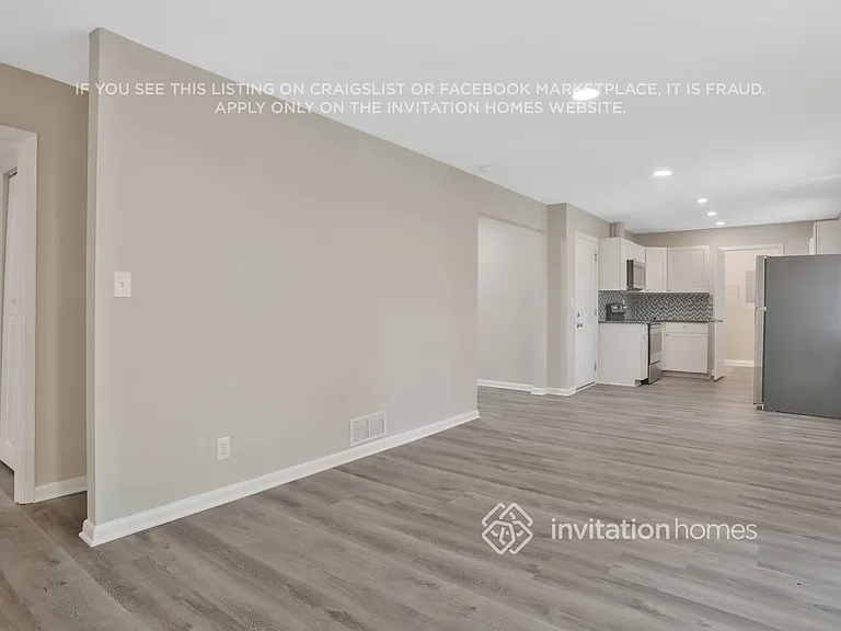 3569 Troutdale Ct — Photo 11