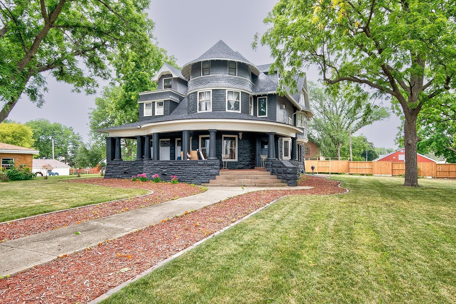 1421 1st Ave S, Estherville, IA 51334 Zillow