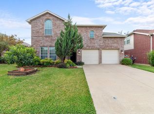 14017 Lost Spurs Rd, Roanoke, TX 76262