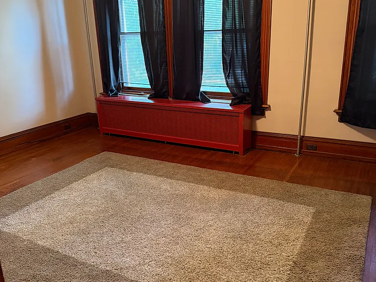 511 Chestnut St — Photo 3